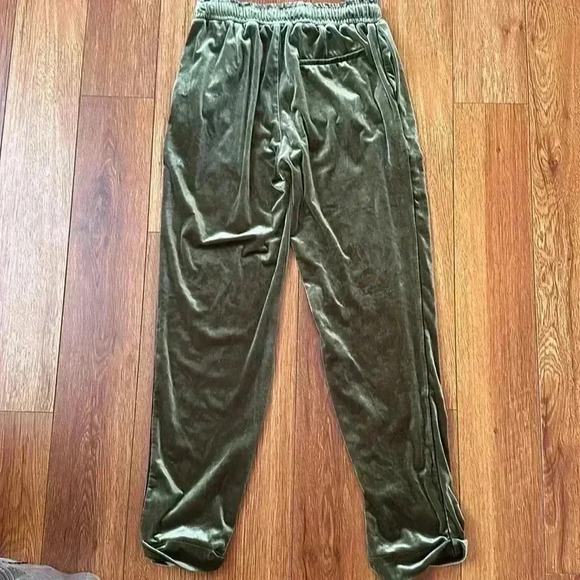 Frnch joggers - Picture 5 of 6